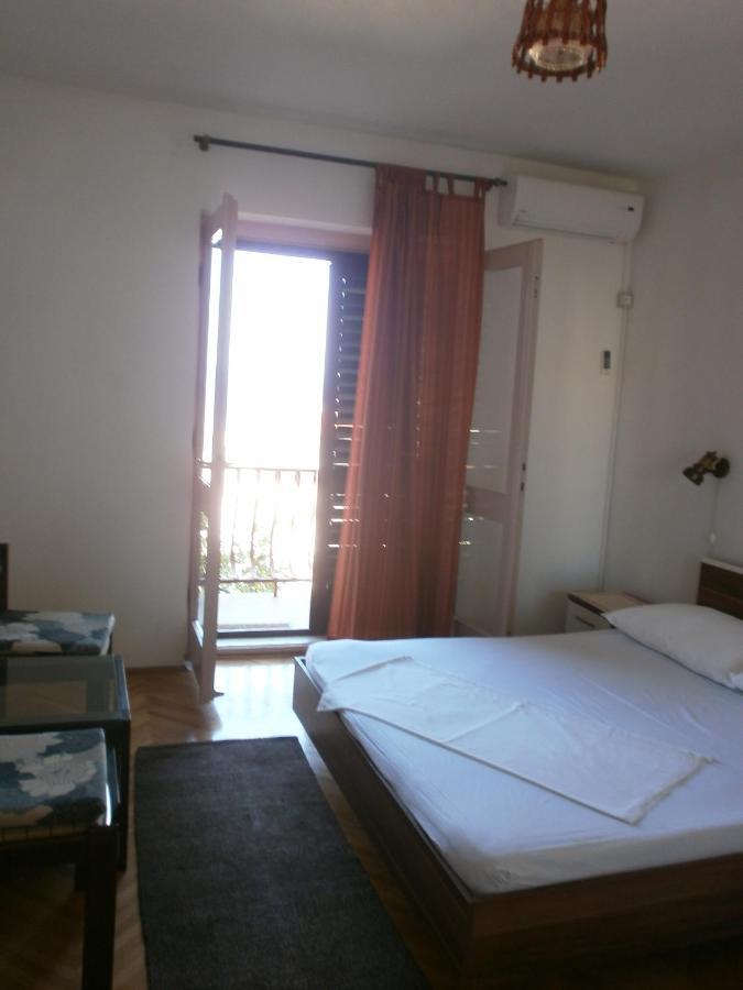 Apartments By The Sea Podgora, Makarska - 12326 Exteriör bild
